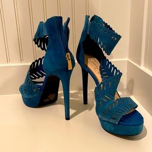 Women’s heels, sandals